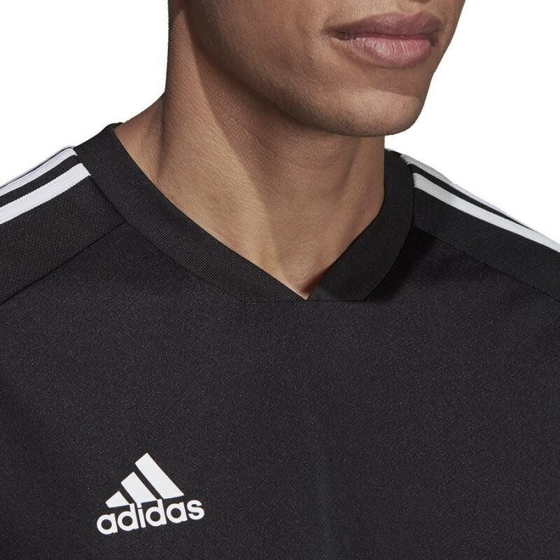 Adidas T shirt- DT5287 FA